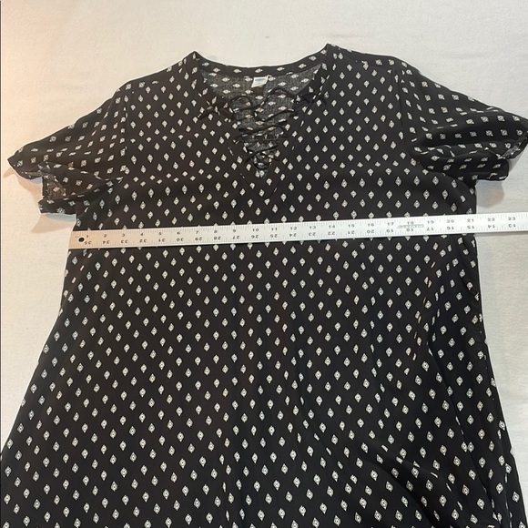 Old Navy Black and White Midi Dress with Plunge Neckline Large EUC - Picture 8 of 12